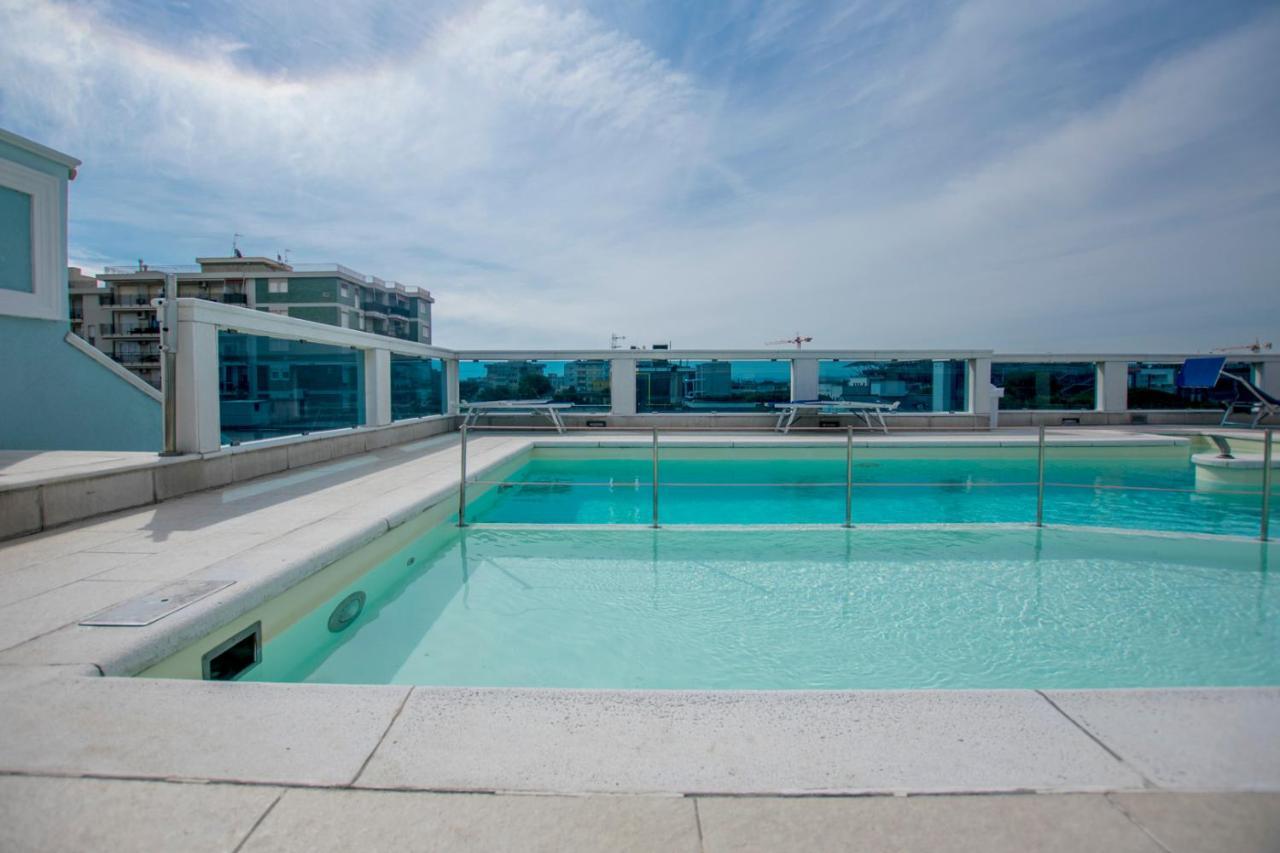 Hotel Villa Mare Riccione Exterior foto